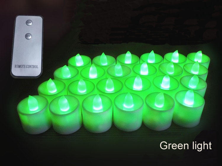 Bougie blanche avec feu vert