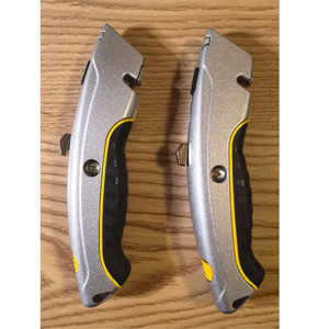 Heavy <strong>Duty</strong> Utility Knife,alloy Handle and Rubber Carpet <strong>Cutter</strong>,safety <strong>Cutter</strong> Knife Three Level 5pcs Spare Blades in Storage - Product Image 4