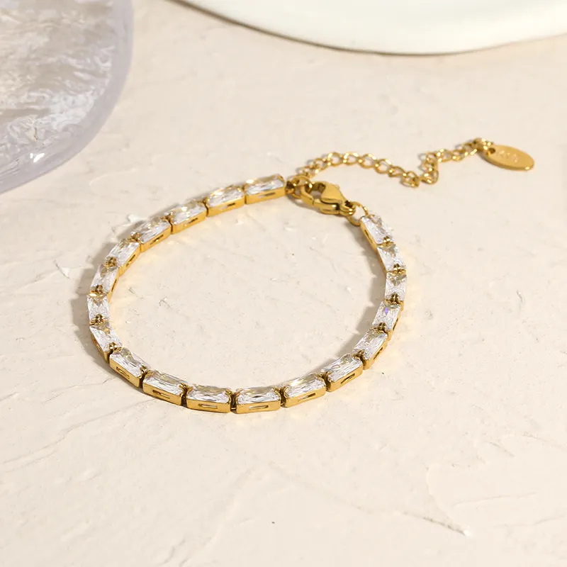 Bracciale rettangolare bianco con zirconi cubici gioielli bracciale in acciaio inossidabile placcato oro 18 carati da donna