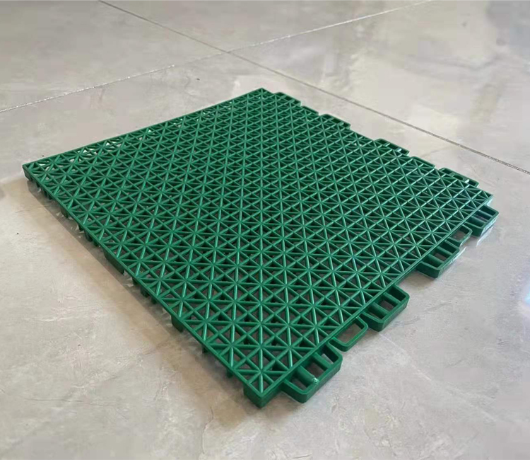 สีเขียว