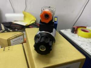 Mejor precio 4WE6 serie 4WE6J70/HG24N9K4 4WE6E70/HG24N9K4 4WE6C70/HG24N9K4 válvula direccional solenoide hidráulica - Product Image 5