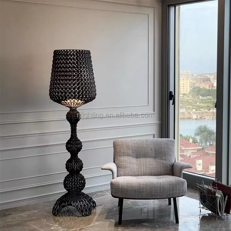 Italienische hohle Acryl Hotel Wohnzimmer Persönlichkeit kreative Sofa dekorative Designer Kabuki LED Stand Licht Stehlampe