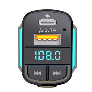 1ชิ้น3 in 1เครื่องเล่น MP3อเนกประสงค์ในรถยนต์1พอร์ตชาร์จ USB และ1PC Type-C สายข้อมูล FM ที่ชาร์จเร็ว - Product Image 2