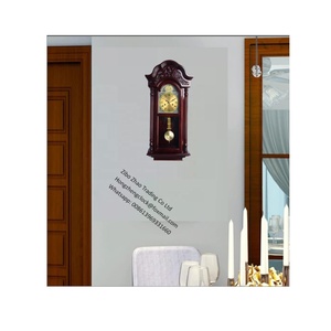 Pendel Wanduhr schwarze arabische Zahlen das Zifferblatt aus Lammwolle für klassischen Stil. Die schwarzen Stunden- und Minutenzeiger entsprechen den Ziffern