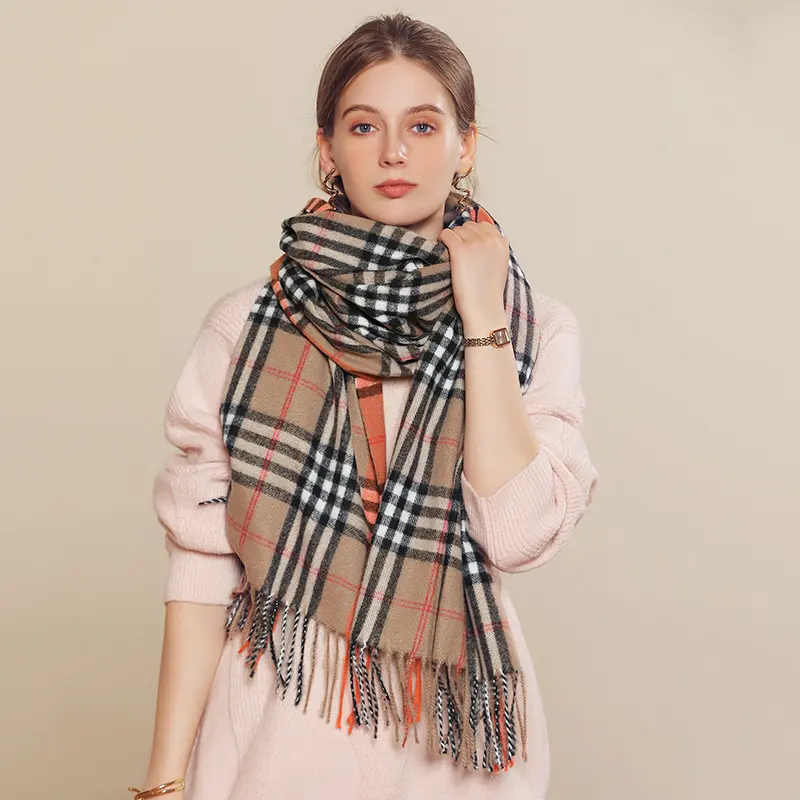 Sciarpa di design di lusso di marca famosa in lana classica con nappe a quadri sciarpe moda invernale da donna sciarpa calda all'aperto per gli uomini