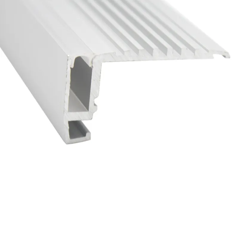 Bar de extrusión de aluminio estrechas ranuras ajustable abajo luz empotrada husmeando de escalera de Led perfil de número de fila para alfombra