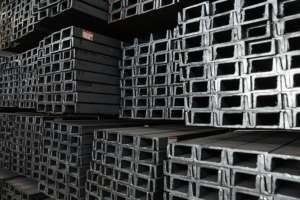Q235เหล็กขึ้นรูปเย็นรีดร้อน/Q345/SS400ส่วนส่วน U/C รูปช่อง purlins เชื่อมตัดแบบกำหนดเอง - Product Image 5