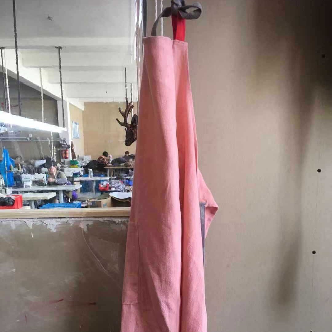 Tablier rose