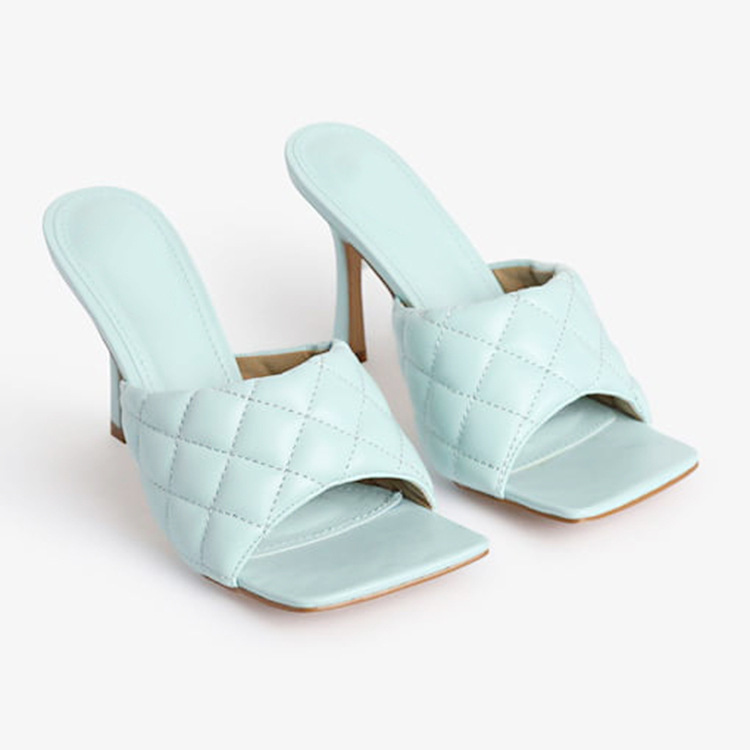 Blu chiaro