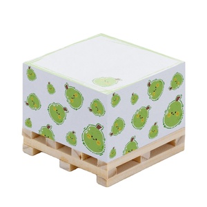 Cubo de notas autoadhesivo de papel personalizado con impresión de 4 lados, Pila de notas adhesivas, pequeños bloques de bloc de notas de palé de madera - Product Image 1