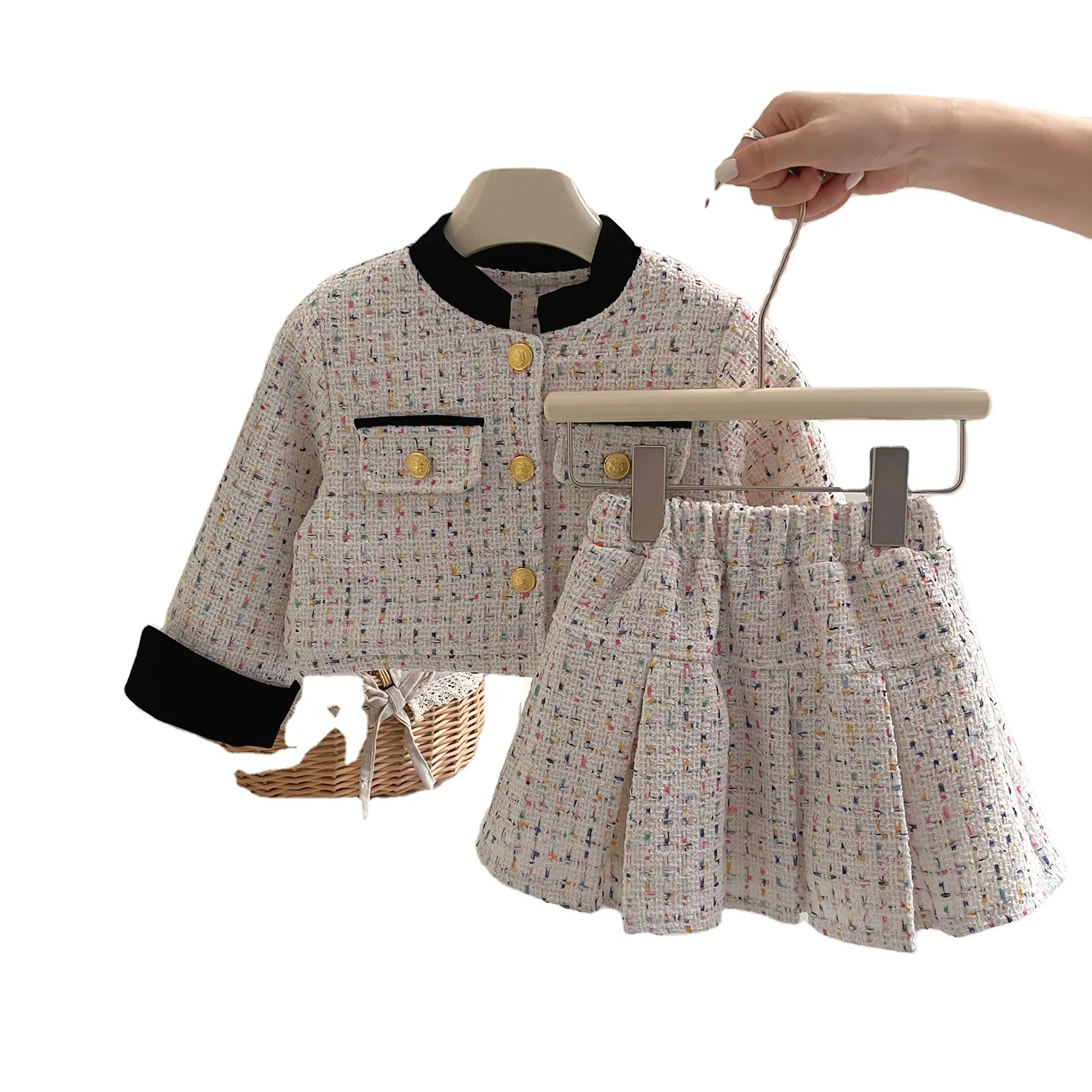 سترة سميكة قصيرة للأطفال البنات في فصل الشتاء لعام 2023 + تنورة بطيات، طقم ملابس بنات من قطعتين للأطفال من سن 2-7 سنوات