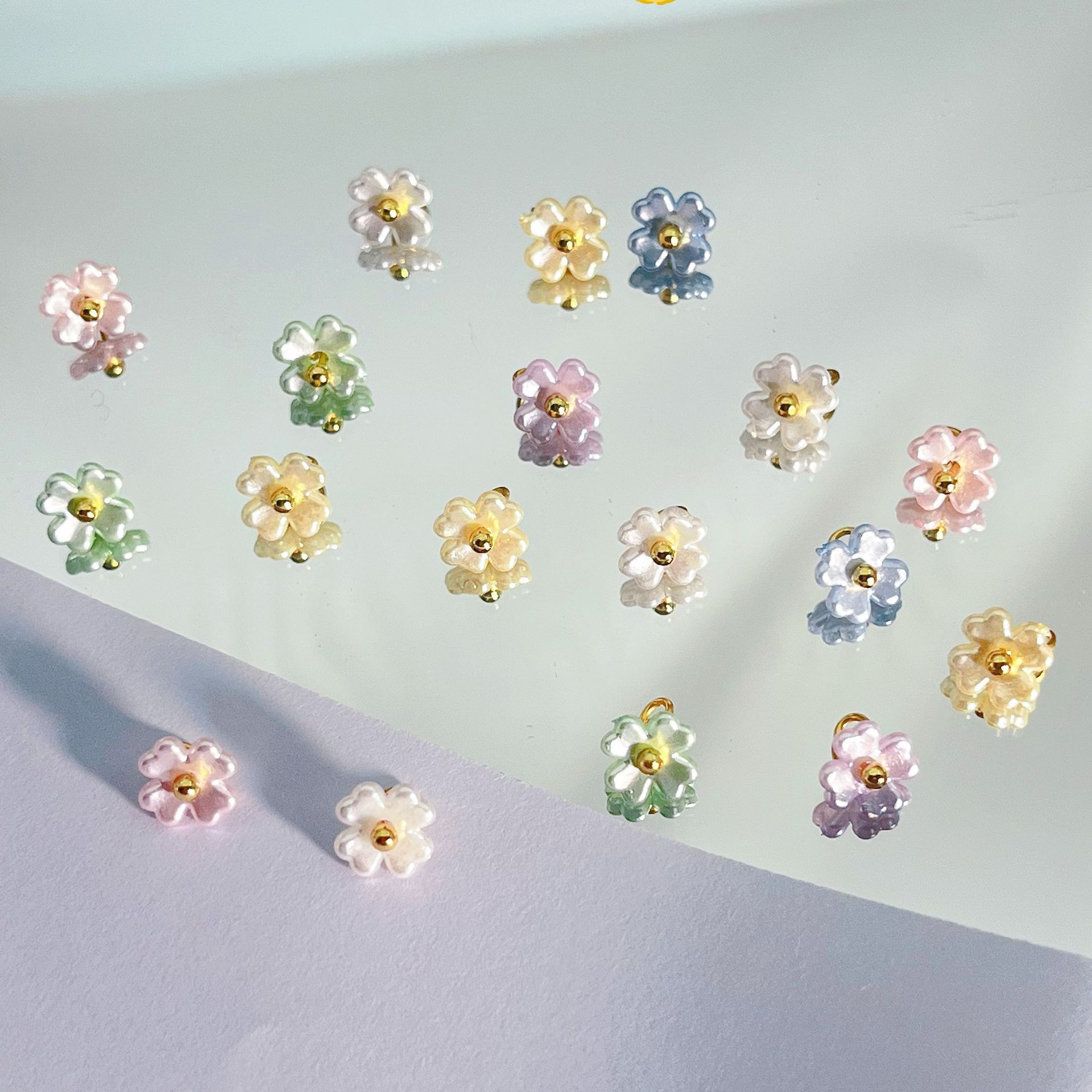 6mm Mixed Color Mini Resin Four-Leaf Clover