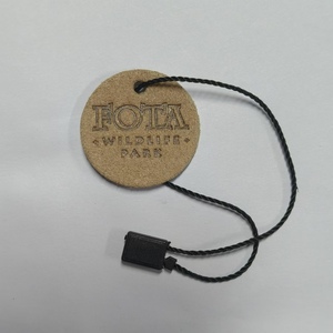 HT2524 cordón de cierre colgante de etiqueta colgante de lujo con cierre de cadena de sellado logotipo en relieve personalizado colgar Etiqueta de ropa para ropa - Product Image 6