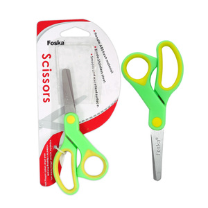 Foska กรรไกรนิรภัยขนาดเล็กสำหรับนักเรียน5 "เครื่องเขียนและกรรไกรสำหรับเด็กพร้อมใบมีดสแตนเลสและด้ามจับที่อ่อนนุ่มสำหรับทุกวัย - Product Image 1