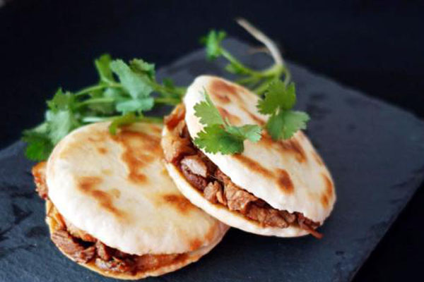 Meat Pie Roti Stuffed Paratha Making Machine Automatic 5