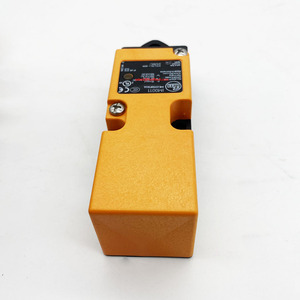 Sensor de proximidade indutivo IM0011 IME2015BFBOA, interruptor de proximidade indutivo original totalmente novo