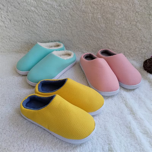 Yüksek kalite sonbahar kış ev kadife severler sıcak kalın taban kaymaz terlik ile ev terliği moda