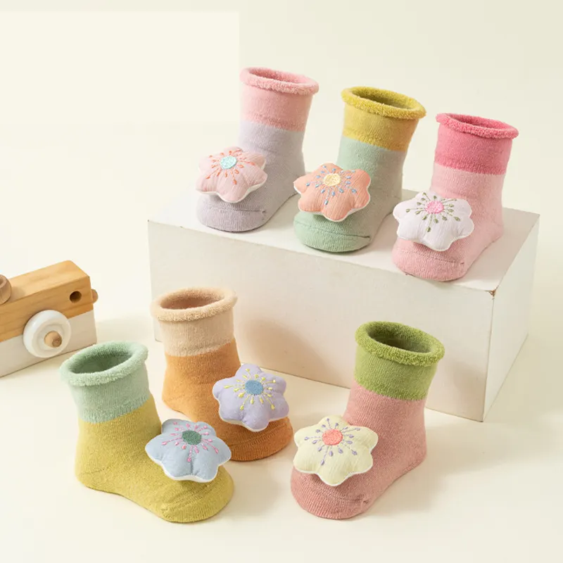 baby Socks Winter Thickened Non slip Cute Flower girls Mid tube Socks Toddler Glue Socks