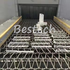 Wire Mesh Belt <strong>Conveyor</strong> Abrator Shot Blasting/Blaster Machine with <strong>Automatic</strong> <strong>Loading</strong> and <strong>Unloading</strong> Production Line - Product Image 6