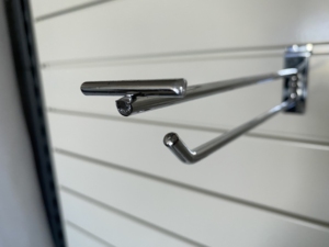 热卖铁镀铬线板钩双线标签架带横向线显示钩 - Product Image 6