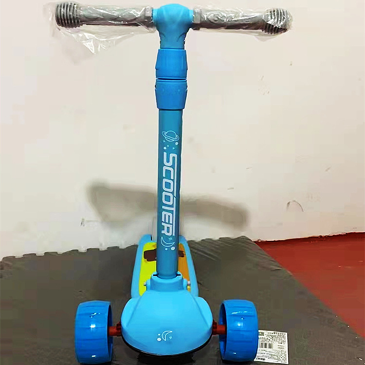 Roues en PVC sans boîte de couleur, plaque de base avec bande lumineuse et musique.