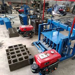 Máquina semiautomática para fabricar bloques huecos con motor diésel pequeño, fabricante móvil de ladrillos de hormigón con componentes de núcleo de Motor de rodamiento - Product Image 1
