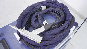 เครื่องเชื่อมอาร์กอินเวอร์เตอร์ไฟเบอร์เลเซอร์อเนกประสงค์เครื่องเชื่อม220V 2000 W เครื่องเชื่อมเลเซอร์3 in 1สำหรับแผ่นสังกะสี - Product Image 4