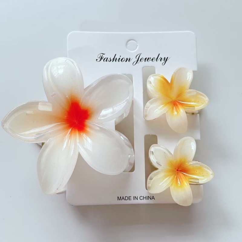White three pieces individually wrapped