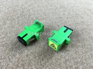 Adaptadores de fibra óptica Simplex SC APC a SC APC monomodo con obturador en centros de datos de telecomunicaciones y redes de alta velocidad - Product Image 2