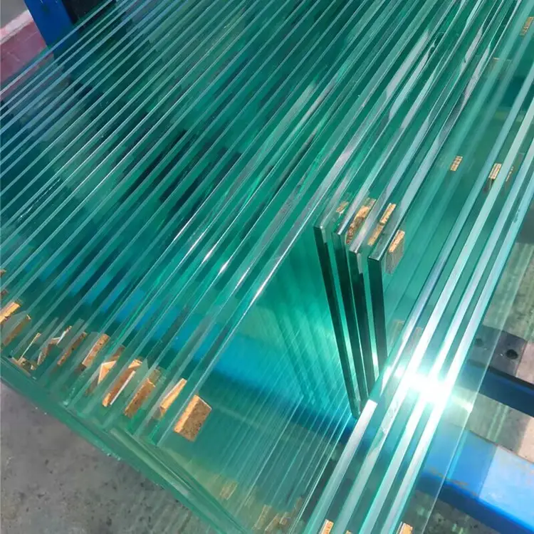 Fournisseur certifié CE SGCC Feuilles de verre bon marché Verre flotté transparent trempé clair pour garde-corps en verre
