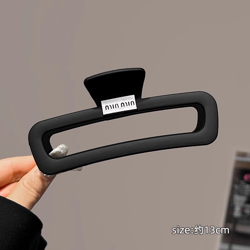 2 black letters-13 cm