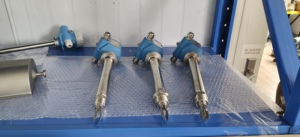 SS316 Sólida Explosão Prova Tuning Garfo Interruptor De Nível 220V 24V Vibração Rod Nível Instrumento De Medição FTL70-AGR2AB2G4AL