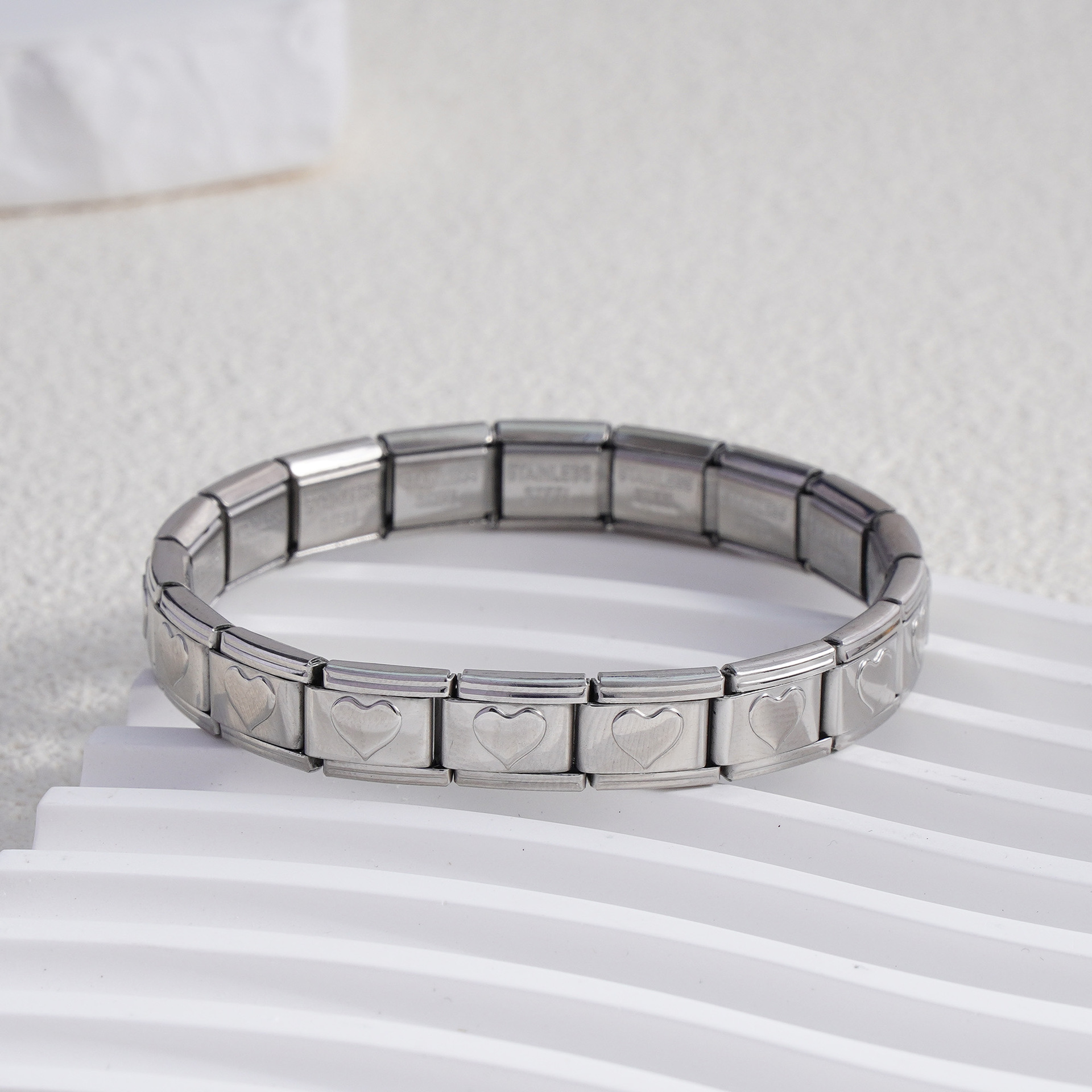 Solid Heart Silver BD-24