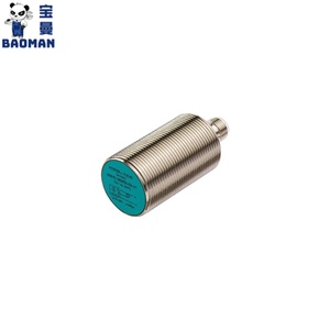 Pepperl + Fuchs NBB8-30GM60-I3 3-проводной индуктивный аналоговый датчик с регулируемым диапазоном зондирования для гибкого промышленного применения - Product Image 2