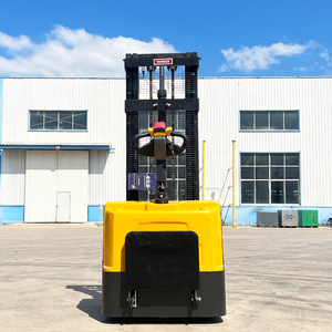 2トンの小型油圧スタッカーフォークリフト車両搭載小型ハンドリングフォークリフト無料輸送 - Product Image 5