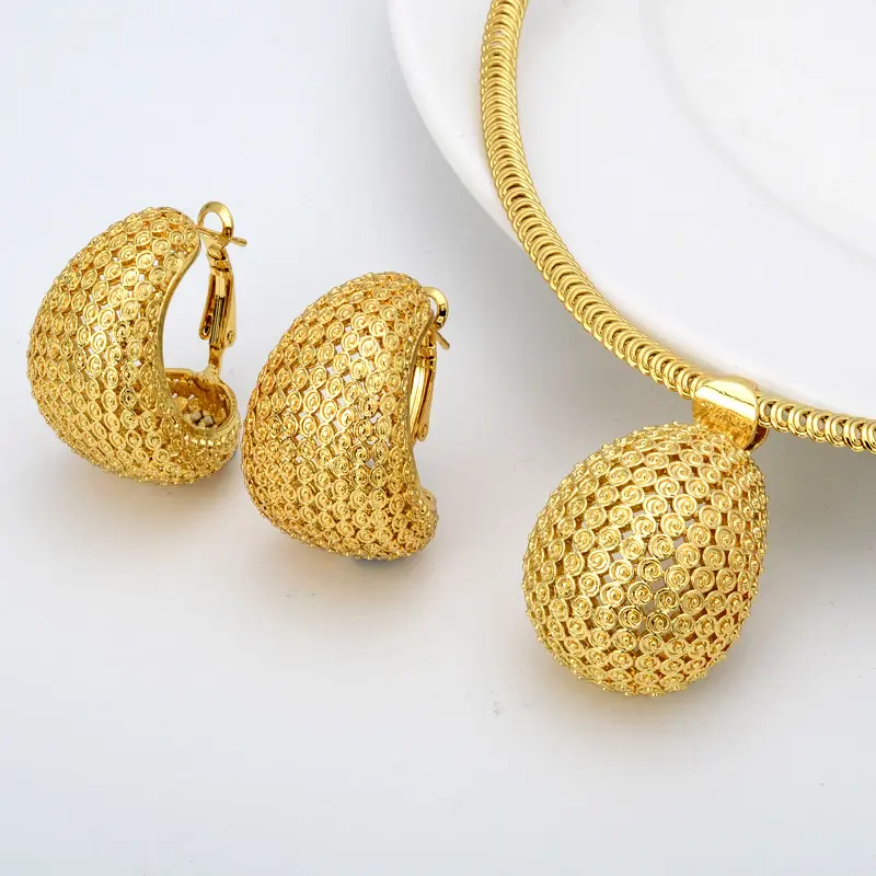 Set di gioielli alla moda all'ingrosso di alta qualità set di gioielli in oro 18 carati dubai