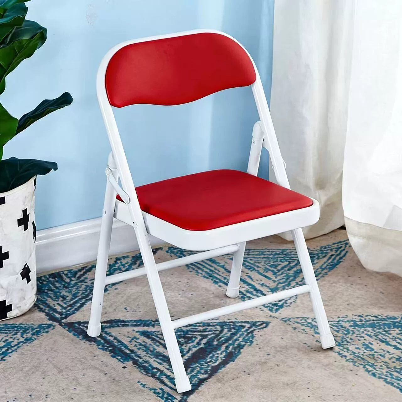 White frame with red (double-layered sponge)