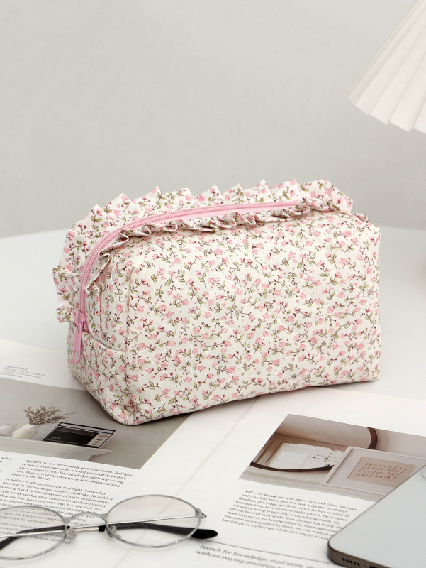 Acolchado floral plisado rosa