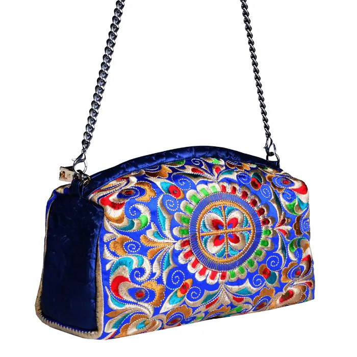 Bolso cruzado bohemio étnico Estilo vintage Patrón geométrico bordado Vestido de mujer de moda con estampado de dibujos animados