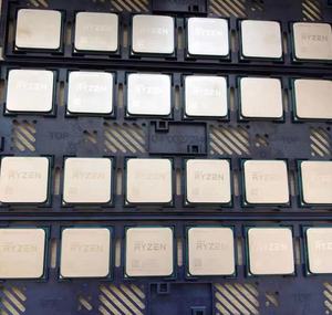 <strong>Computer</strong> CPUs for <strong>AMD</strong> 7 2700X R7 2700X 3.7 GHz Eight-Core Sixteen-Thread 16M 105W CPU <strong>Processor</strong> Socket AM4 - Product Image 5