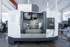 Fabrika satış VMC 1370 CNC freze makinesi tam otomatik Metal işleme dikey öğütme işleme merkezi - Product Image 4