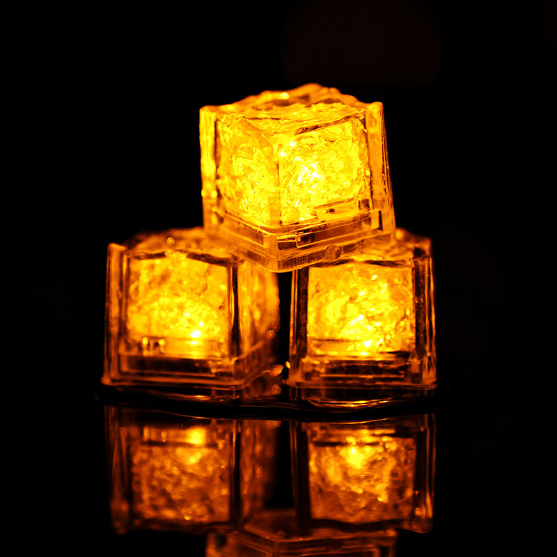 Jaune