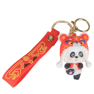 具有3D形状的爱国小熊猫钥匙扣由环保PVC材料制成，适用于钥匙挂件 - Product Image 6