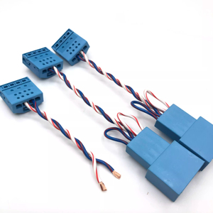 <span class=keywords><strong>BMW</strong></span> F30 F20 tüm serisi için Underseat Subwoofer konnektör demeti Pigtail kablo adaptörü