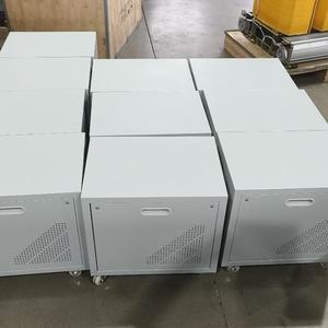 Transformador pequeño de aislamiento trifásico de 14kVA con entrada de 220V y salidas de 220V 110V 380V 440V 240V a 220V Aislamiento reductor - Product Image 3