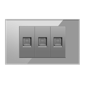 高品质英国13A墙壁开关3针通用插座16A，带USB + C型18W 3.1A快速充电灰色磨砂塑料面板 - Product Image 5