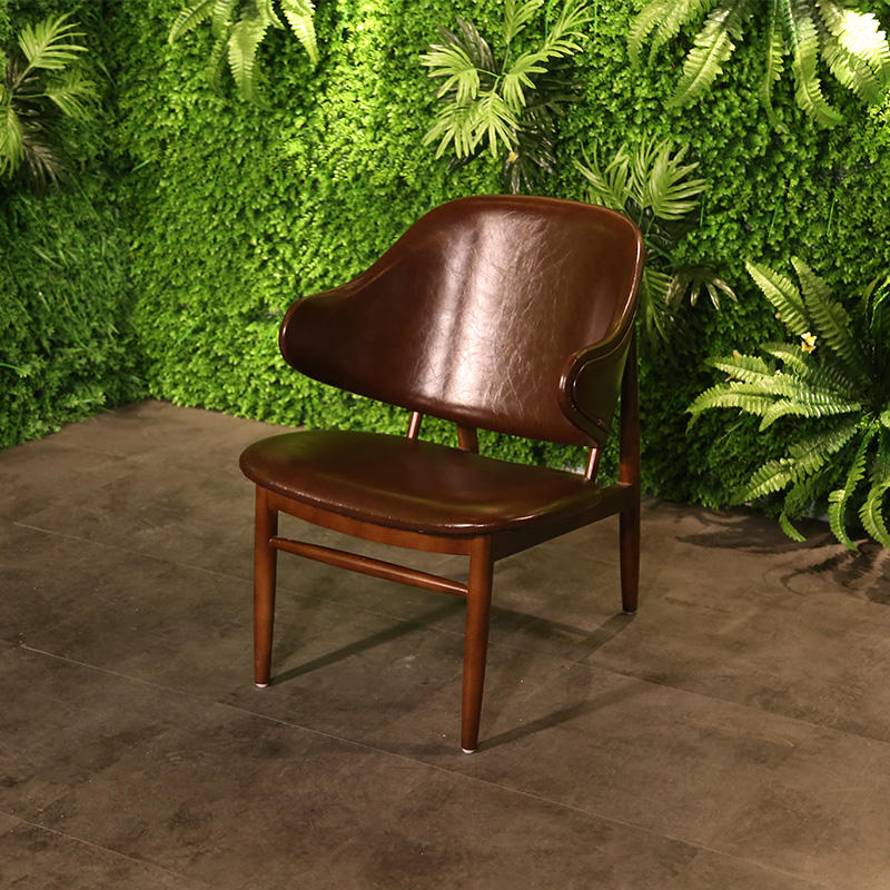 สีน้ำตาล