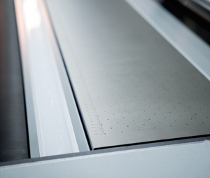 LANQI 5M UV R2R Doppelseiten drucker BYHX-Programm Konica 1024A Max. 42-teiliges Druckkopf-SPS-Zuführ system