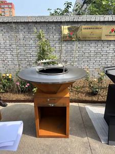 野餐用优秀的科尔顿钢木炭烤架