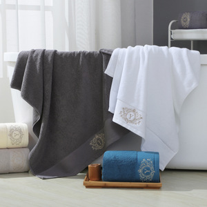 Toptan özel yumuşak emici % 100% organik pamuk waffle 70*140 plaj banyo havlusu örme büyük hilton otel lüks banyo havlusu